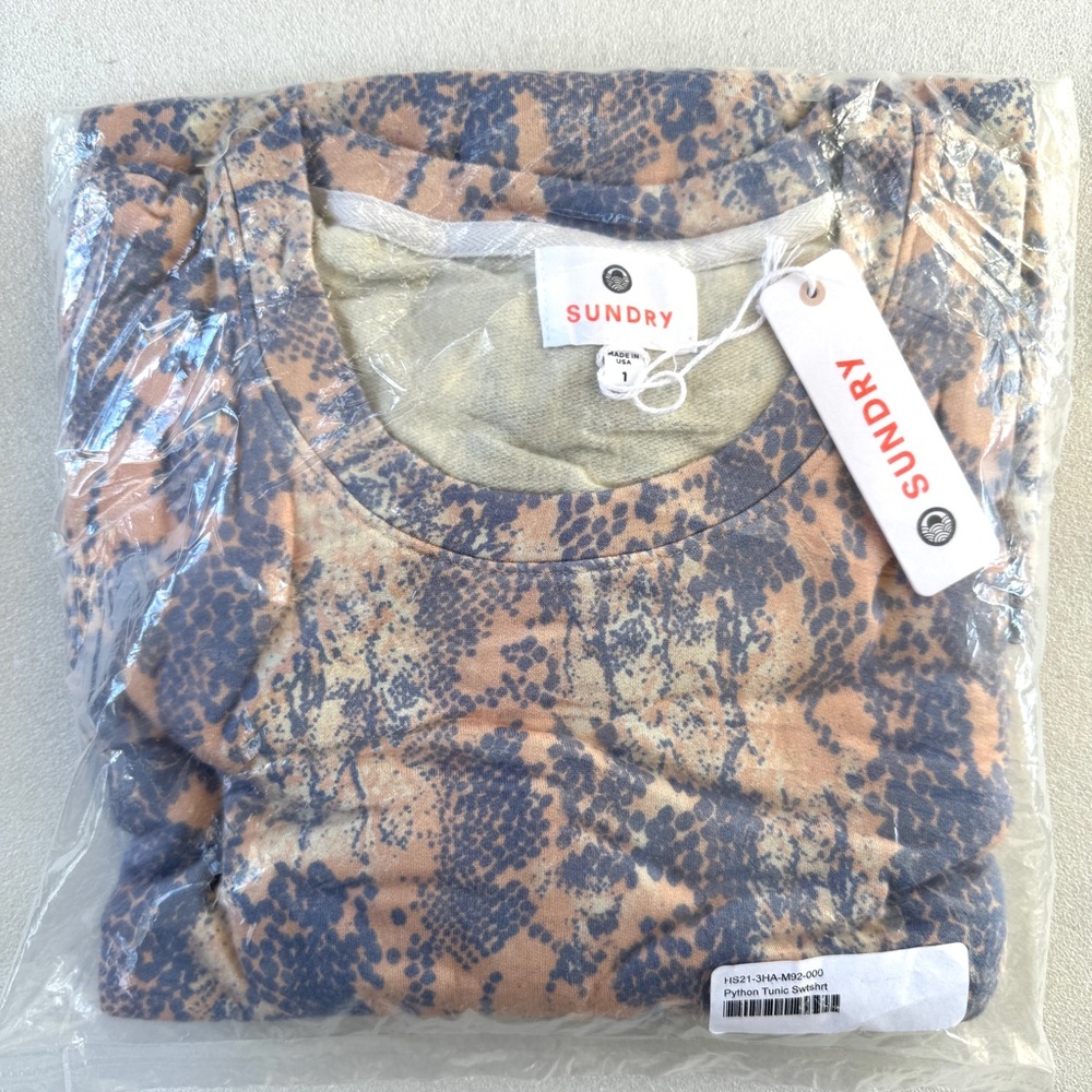 Sundry Python Tunic Sweatshirt - Picture 3 of 6